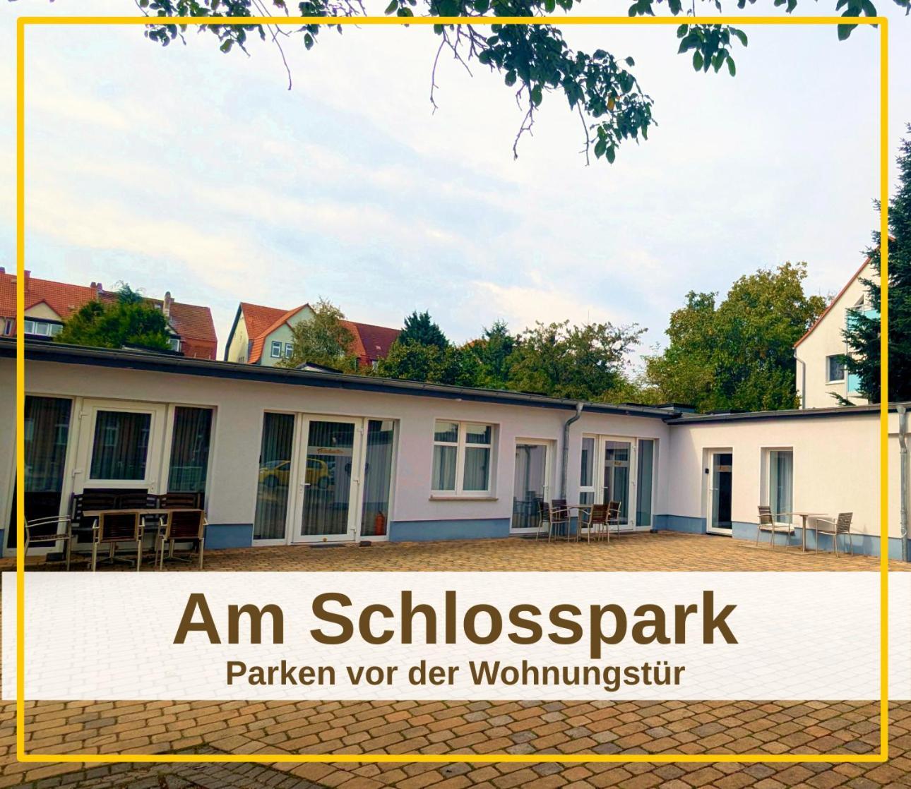 Fewo Urban Gotha-Apartment Friedenstein- Am Schlosspark- Parken An Der Der Tuer- Barrierefrei, 900 Meter Zum Bahnhof - Wallbox Exterior photo